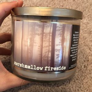 Marshmallow Fireside candle from Bath & Body Works